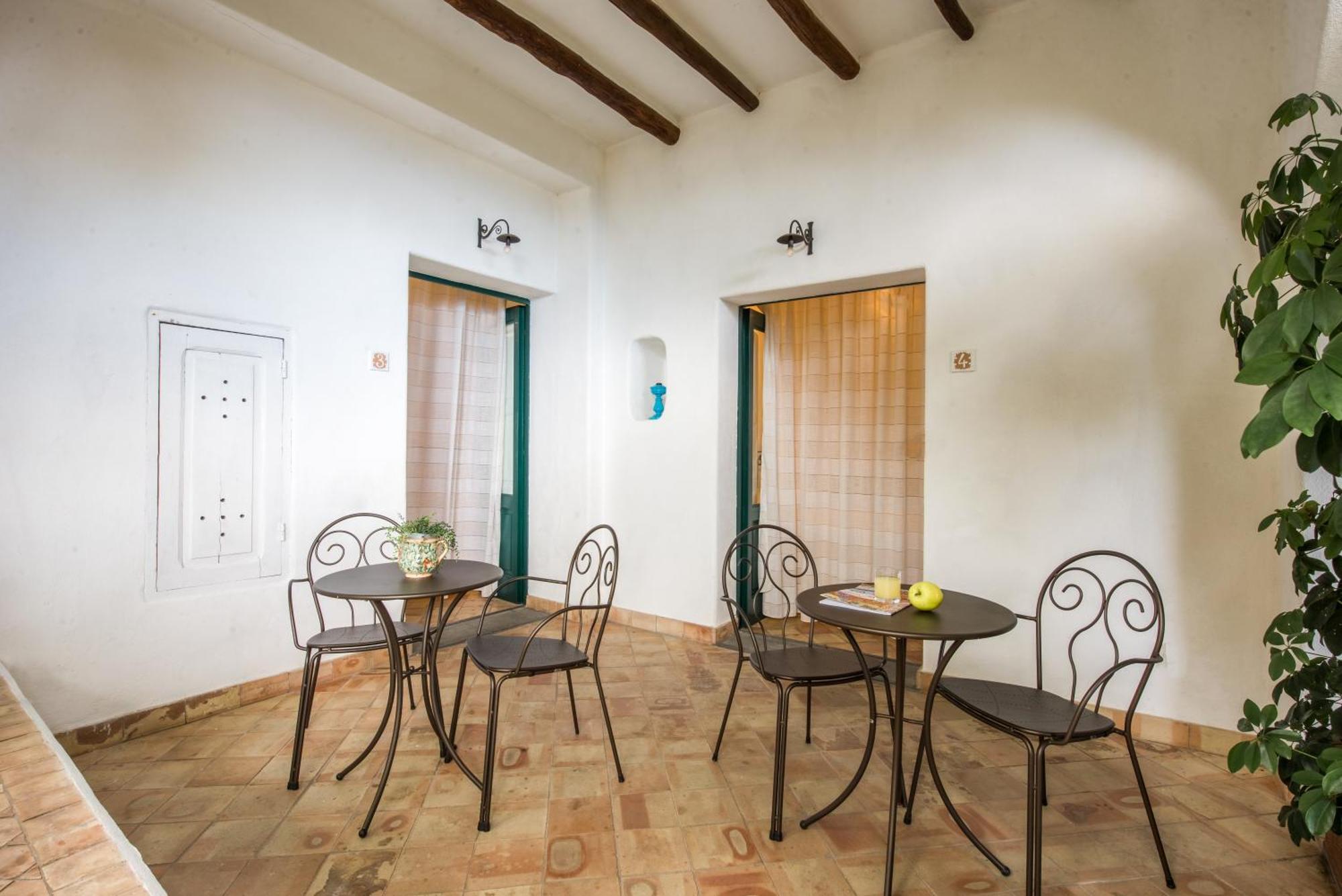 Hotel Ravesi Malfa  Extérieur photo