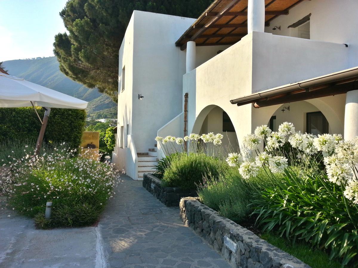 Hotel Ravesi Malfa  Extérieur photo